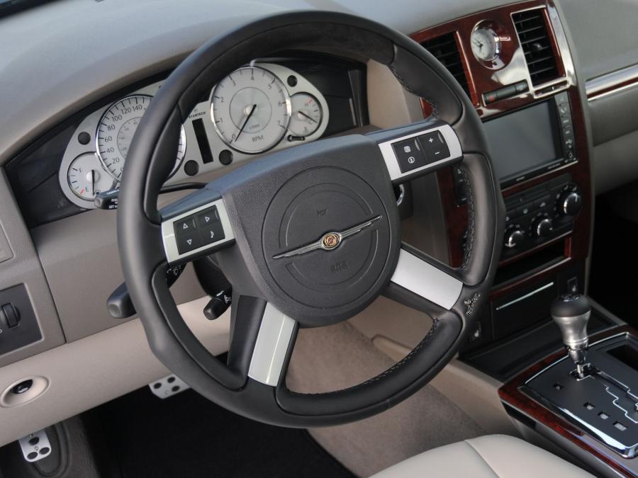  Chrysler 300C by Startech 2007 года  (фото 4 из 4)